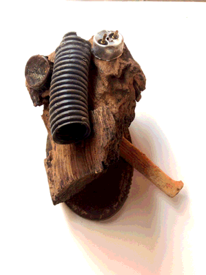 sculptures de la'atelier de Sidikiba Camara